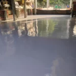 Galpão com piso em uretano cinza brilhante