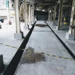 Canaleta e piso industrial em preparação para uretano